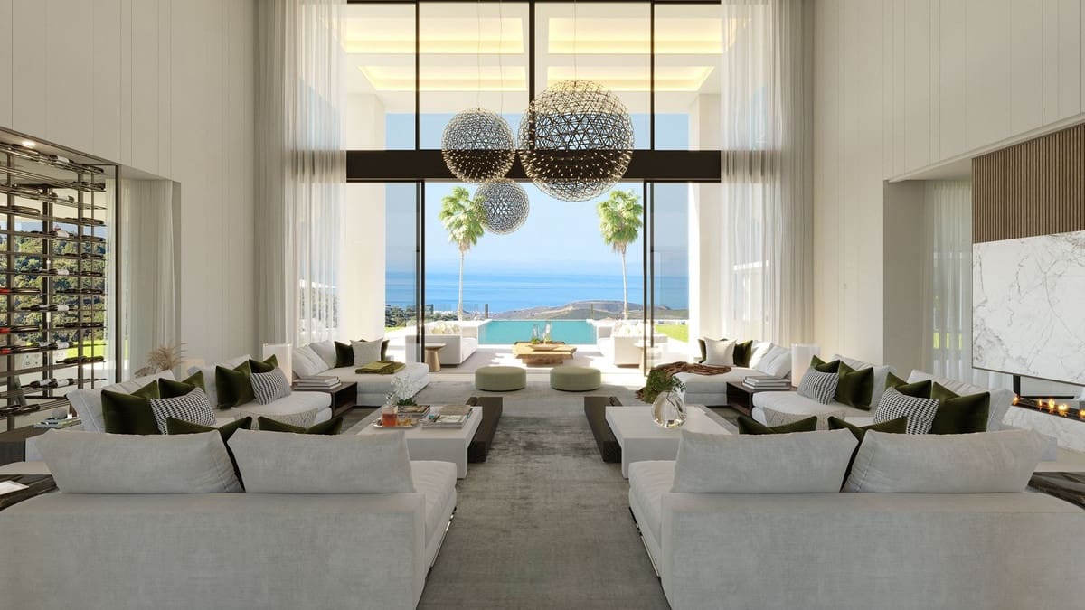 8 bedroom Villa for sale in La Zagaleta - € 19,500,000 (Ref: 9472353)