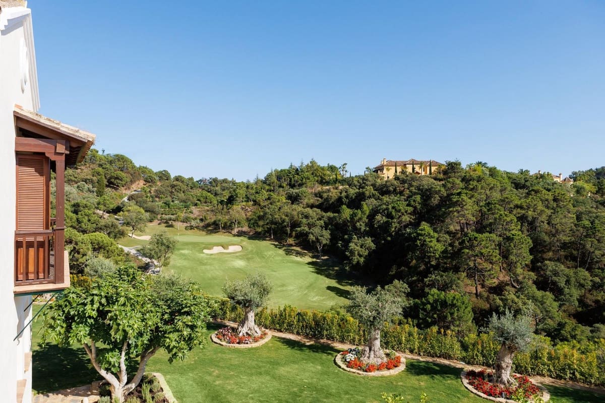 8 bedroom Villa for sale in La Zagaleta with pool garage - € 14,750,000 (Ref: 9472355)