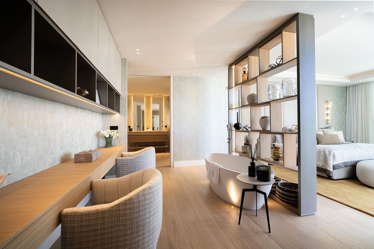 8 slaapkamer Villa te koop in Benahavis - € 9.980.000 (Ref: 9472360)