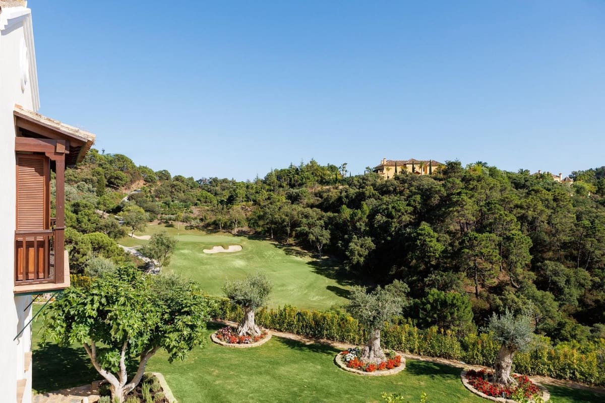 8 bedroom Villa for sale in La Zagaleta with pool garage - € 10,500,000 (Ref: 9472361)