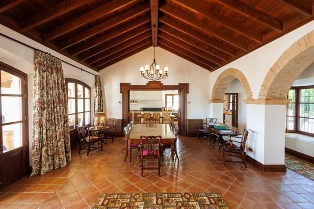 Chalet de 8 habitaciones en La Zagaleta, Benahavís en venta con piscina garaje - 10.500.000 € (Ref: 9472361)