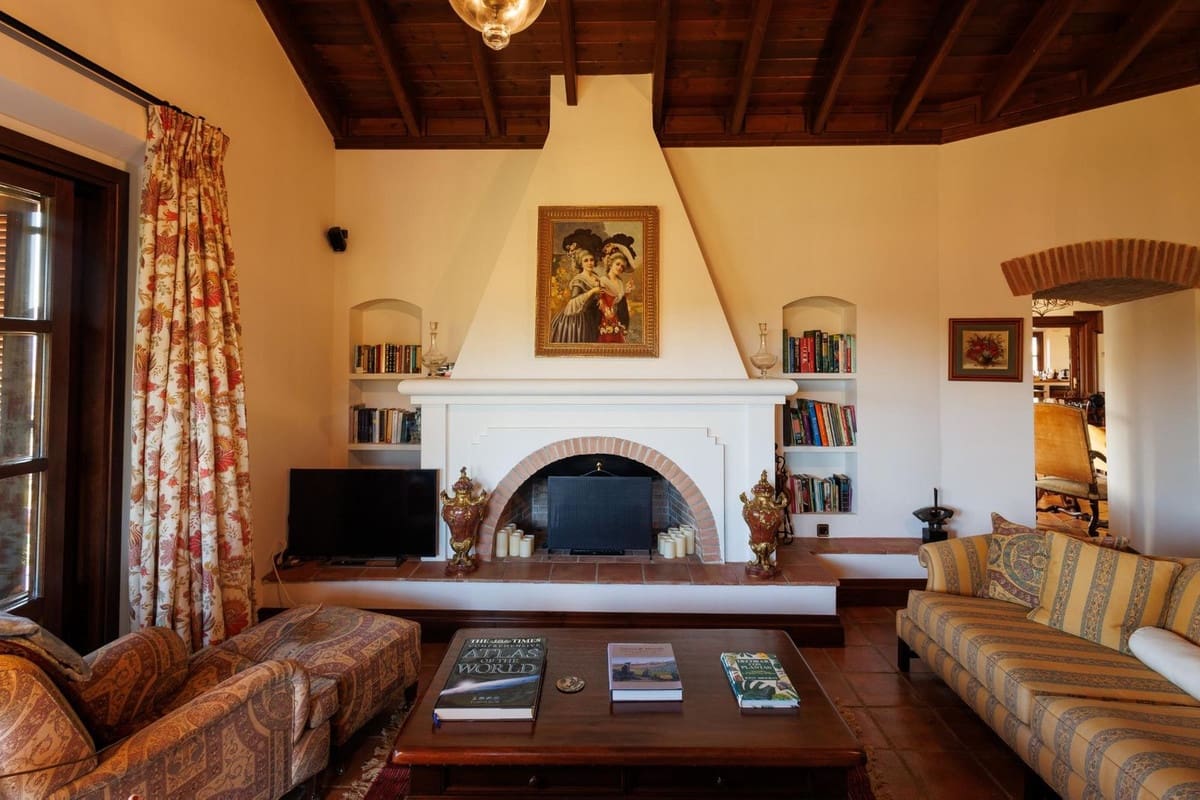 Chalet de 8 habitaciones en La Zagaleta en venta con piscina garaje - 10.500.000 € (Ref: 9472361)