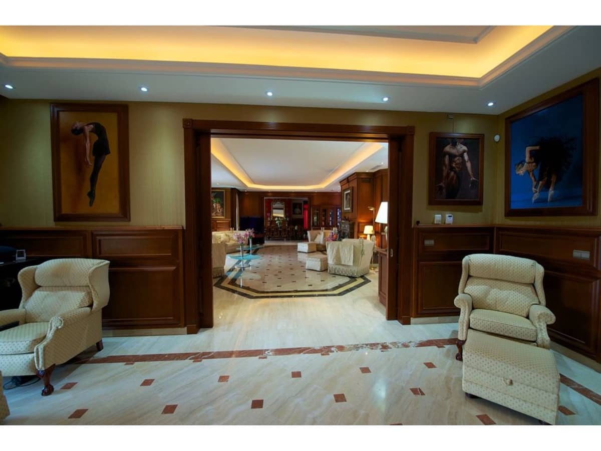 10 bedroom Villa for sale in La Zagaleta - € 9,995,000 (Ref: 9472362)