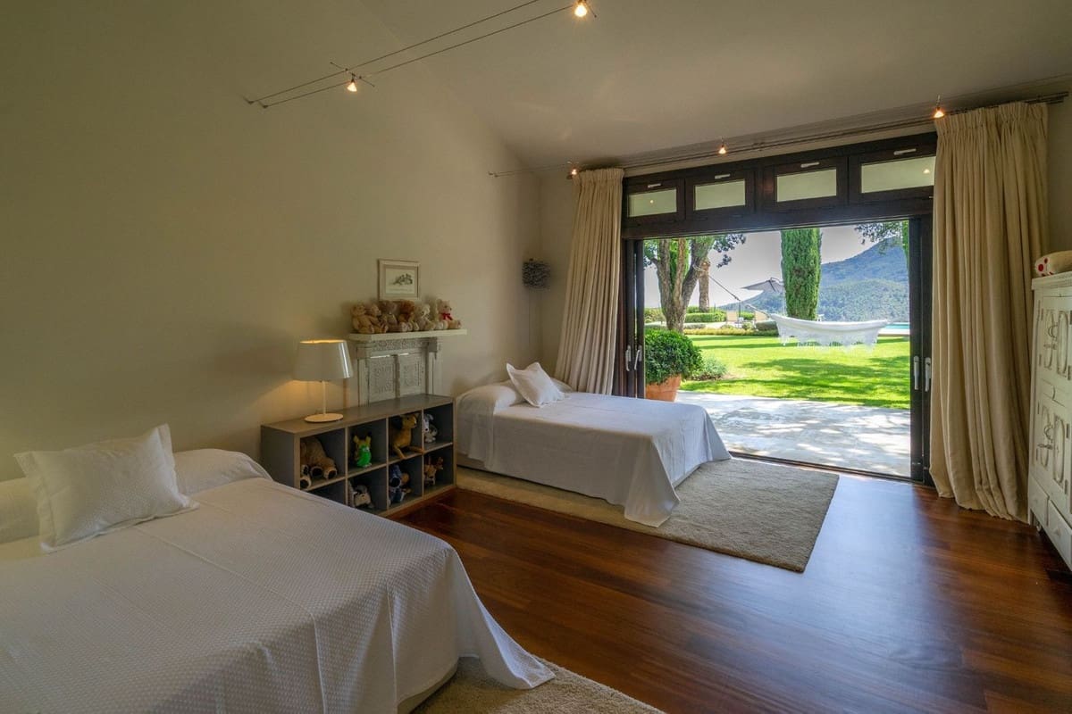 8 soverom Villa til salgs i La Zagaleta med svømmebasseng garasje - € 9 900 000 (Ref: 9472363)