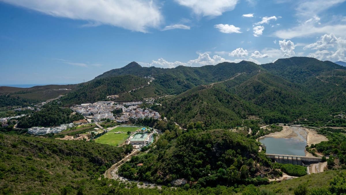 8 soverom Villa til salgs i La Zagaleta med svømmebasseng garasje - € 9 900 000 (Ref: 9472363)