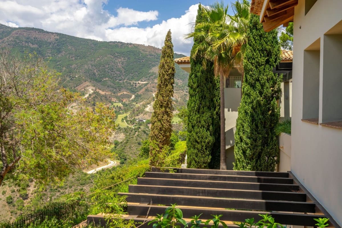 8 soverom Villa til salgs i La Zagaleta med svømmebasseng garasje - € 9 900 000 (Ref: 9472363)