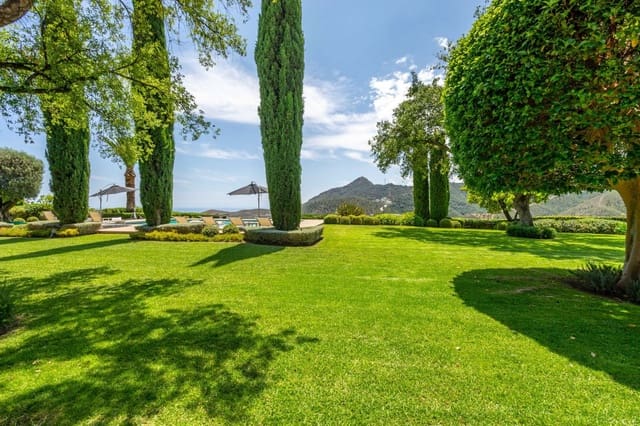 8 soverom Villa til salgs i La Zagaleta, Benahavís med svømmebasseng garasje - € 9 900 000 (Ref: 9472363)