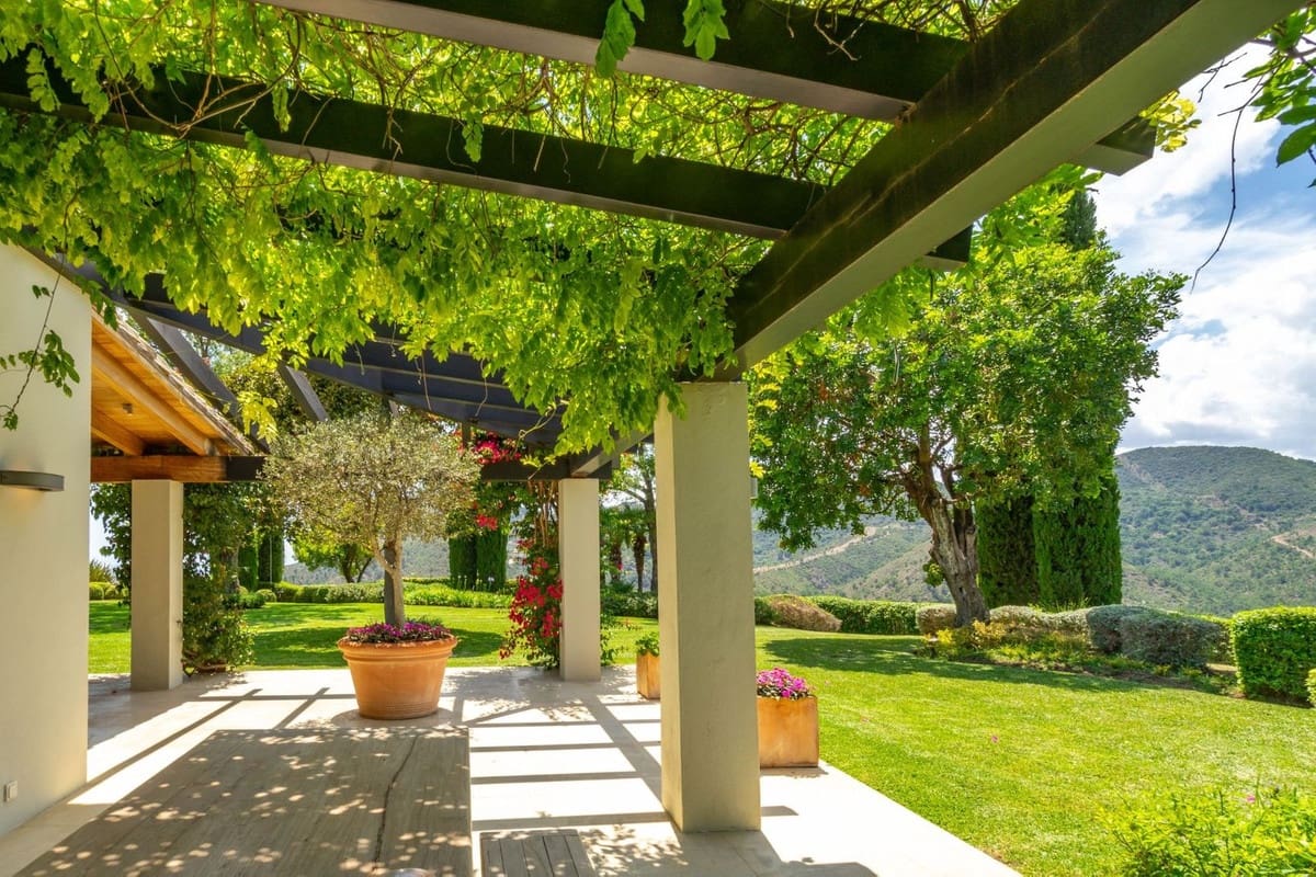 8 soveværelse Villa til salg i La Zagaleta med swimmingpool garage - € 9.900.000 (Ref: 9472363)