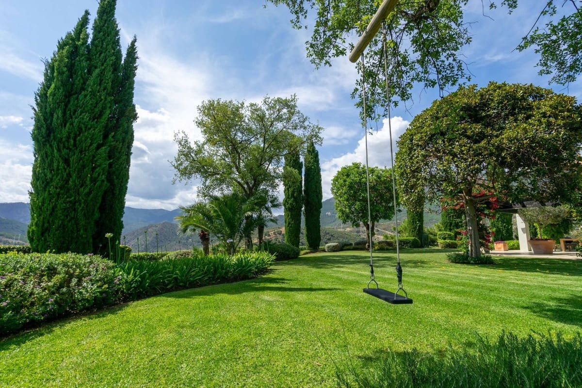 8 soveværelse Villa til salg i La Zagaleta med swimmingpool garage - € 9.900.000 (Ref: 9472363)