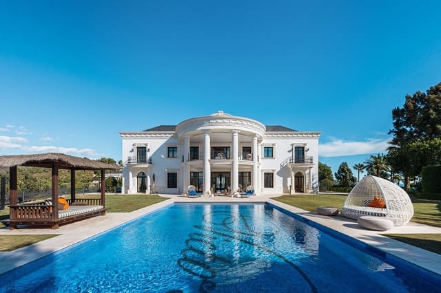 7 bedroom Villa for sale in Hacienda Las Chapas, Marbella - € 9,500,000 (Ref: 9472364)