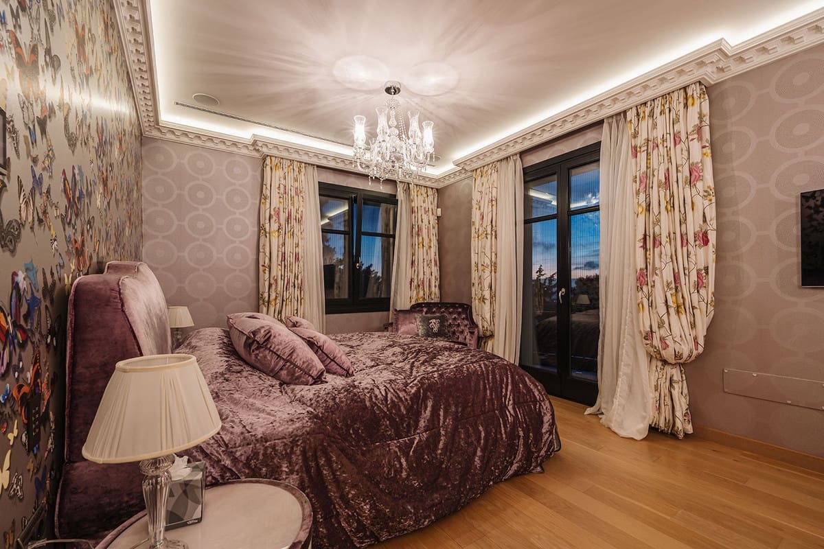 7 slaapkamer Villa te koop in Marbella - € 9.500.000 (Ref: 9472364)