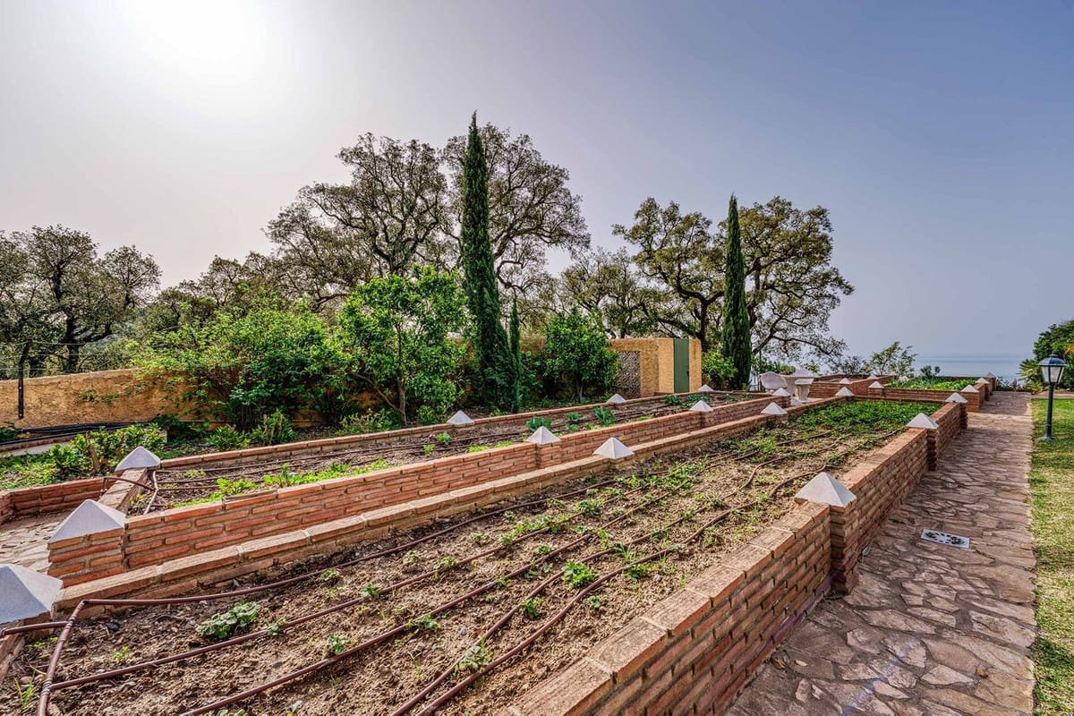 7 slaapkamer Villa te koop in La Mairena - € 7.975.000 (Ref: 9472366)