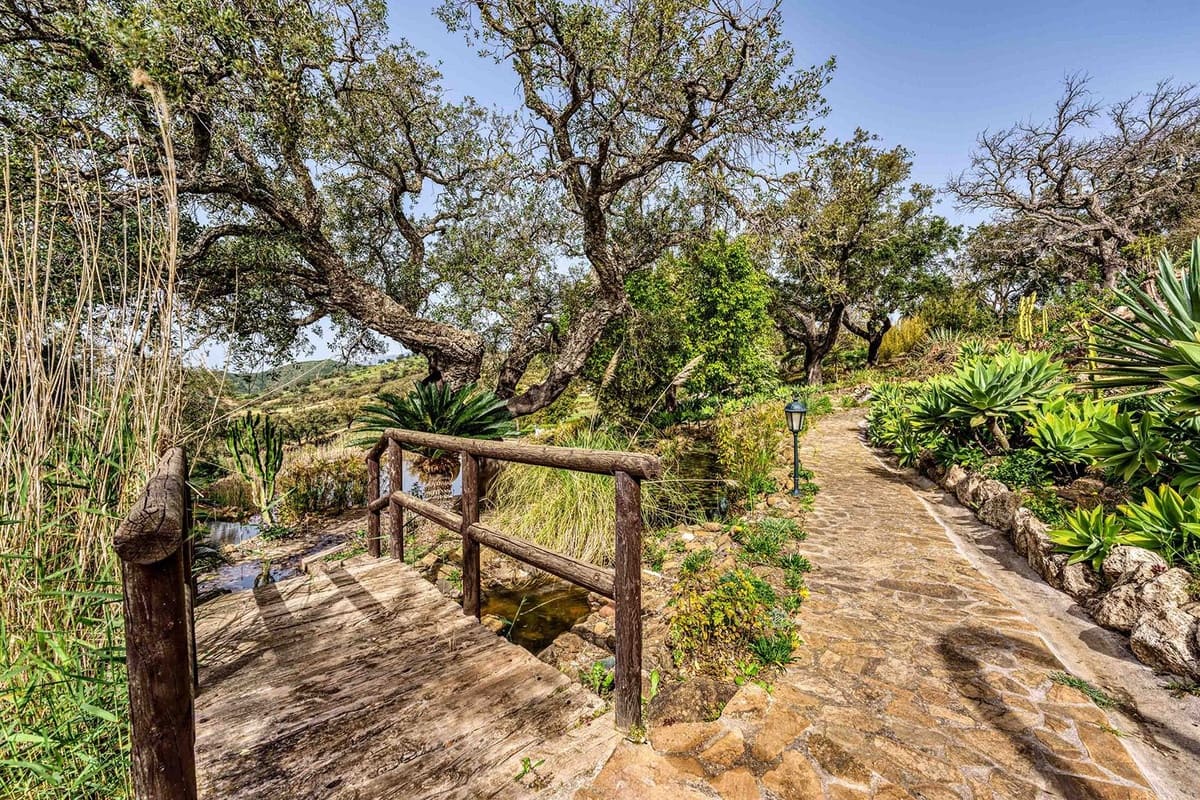 7 slaapkamer Villa te koop in La Mairena - € 7.975.000 (Ref: 9472366)