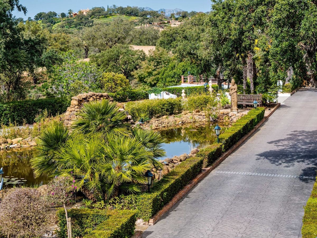 7 slaapkamer Villa te koop in La Mairena - € 7.975.000 (Ref: 9472366)