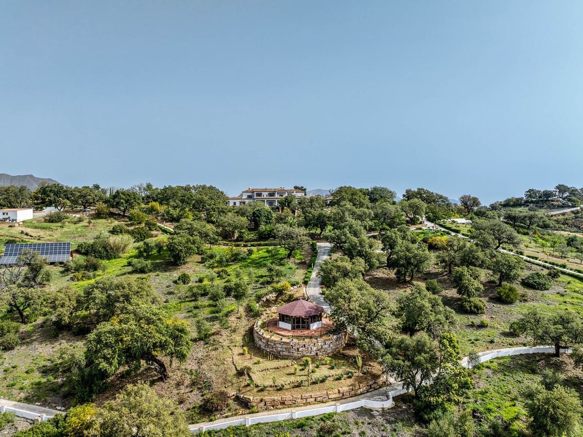 7 sypialnia Willa na sprzedaż w La Mairena - 7 975 000 € (Ref: 9472366)