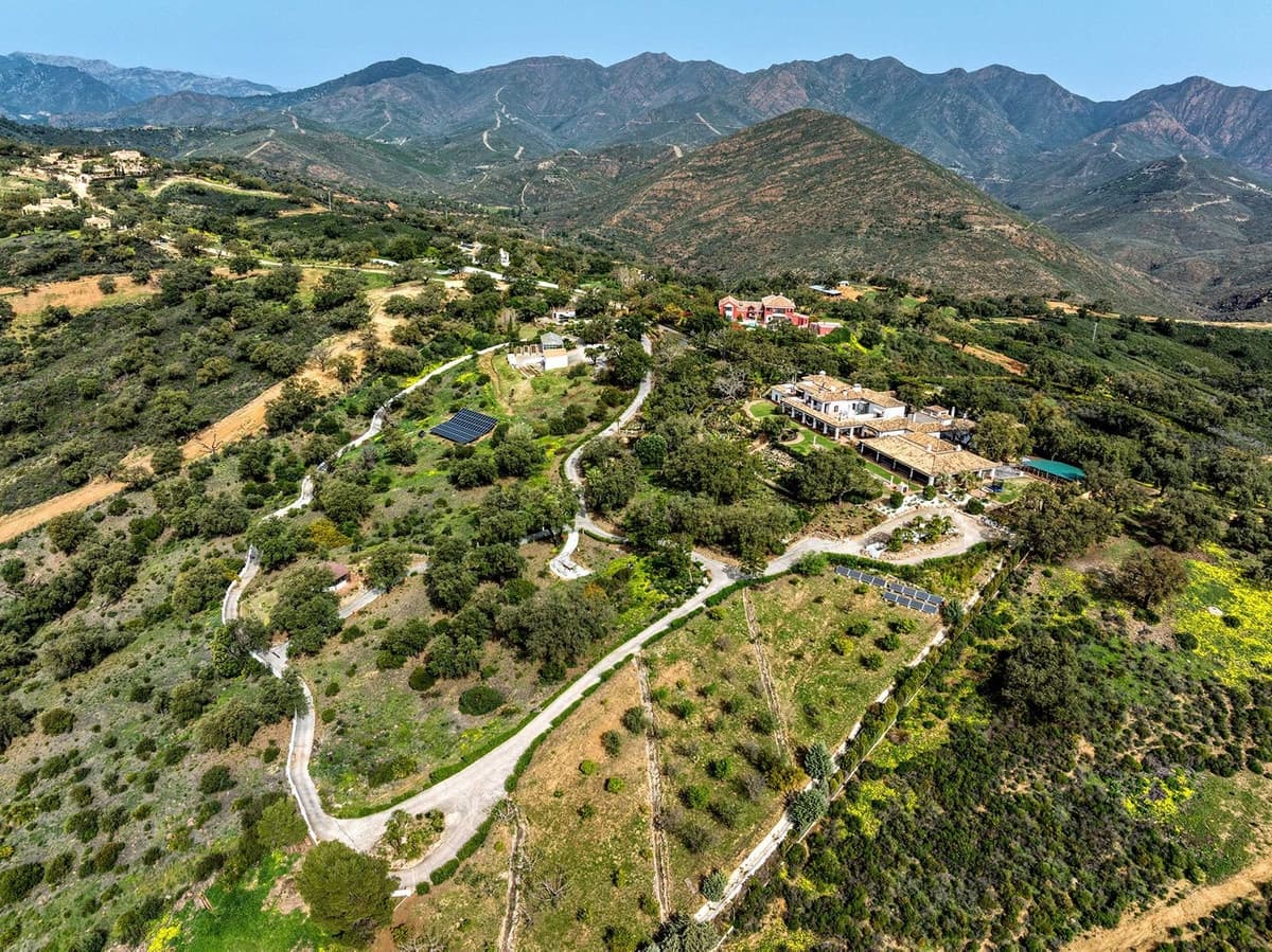 7 sypialnia Willa na sprzedaż w La Mairena - 7 975 000 € (Ref: 9472366)