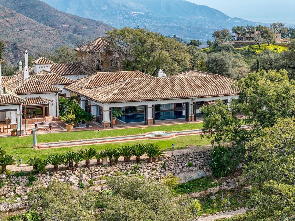 7 sypialnia Willa na sprzedaż w La Mairena - 7 975 000 € (Ref: 9472366)