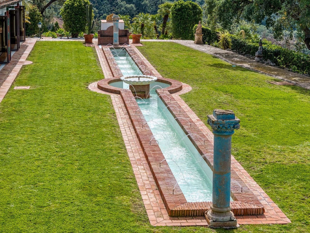 7 sypialnia Willa na sprzedaż w La Mairena - 7 975 000 € (Ref: 9472366)