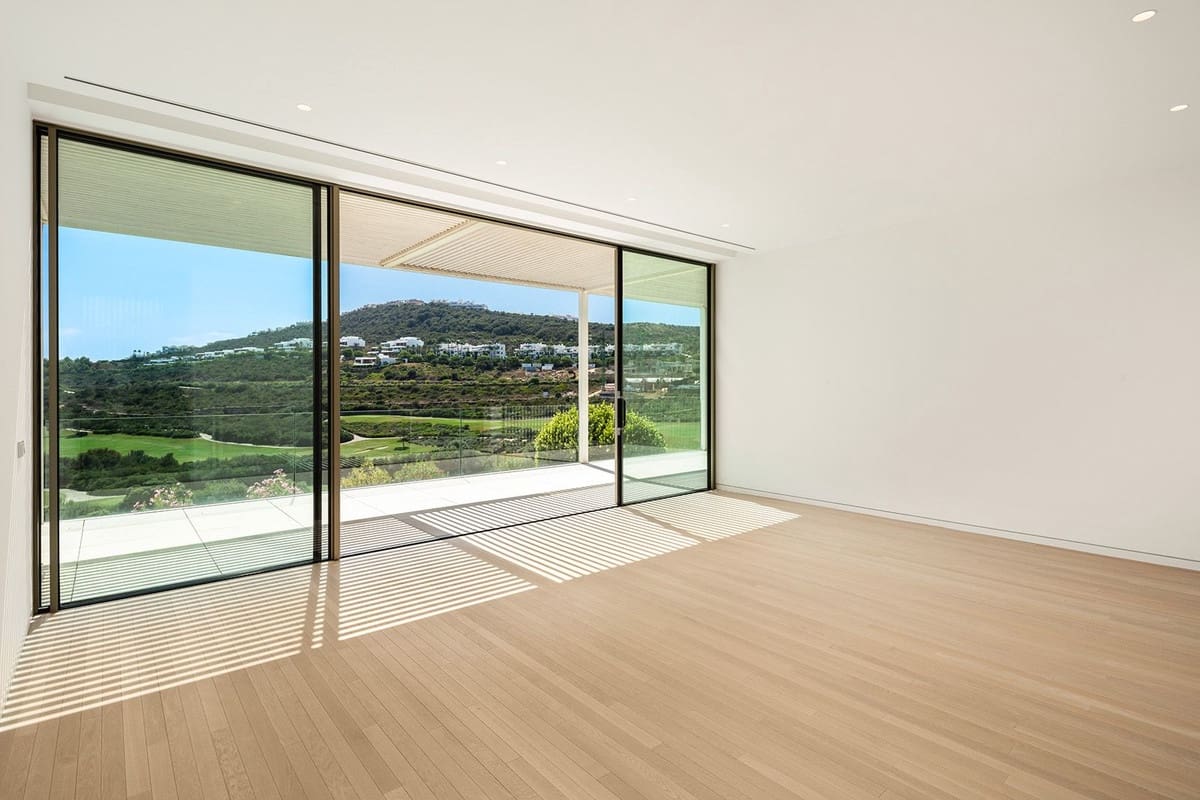 5 bedroom Villa for sale in Casares - € 8,700,000 (Ref: 9472370)