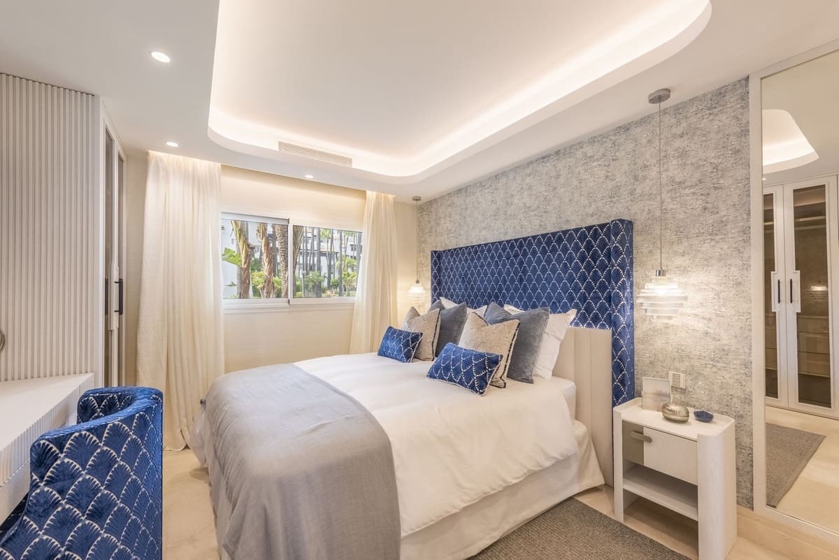 3 bedroom Apartment for sale in Golden Mile - € 6,995,000 (Ref: 9472374)