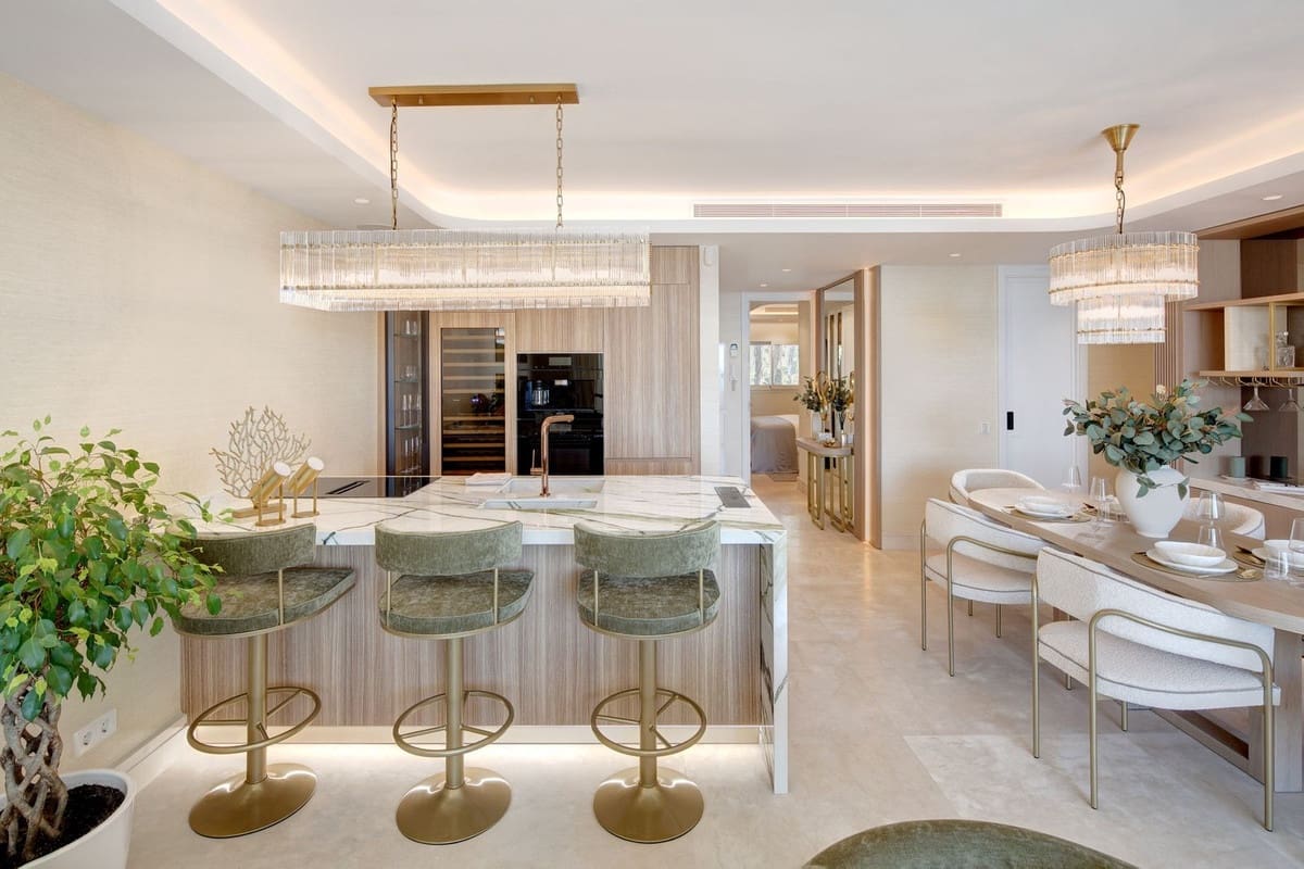 3 bedroom Apartment for sale in Golden Mile - € 6,995,000 (Ref: 9472374)