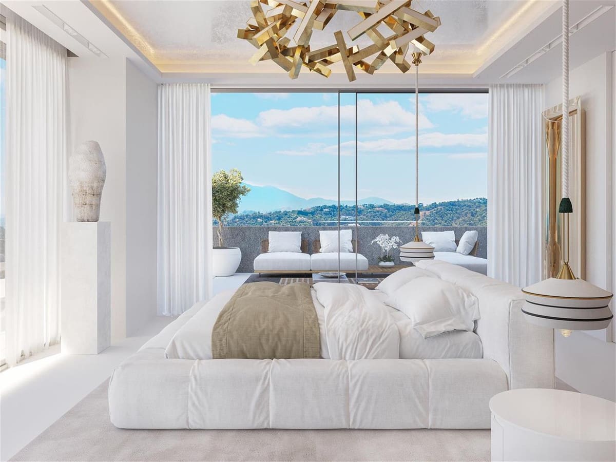 4 bedroom Villa for sale in La Quinta - € 5,995,000 (Ref: 9472383)