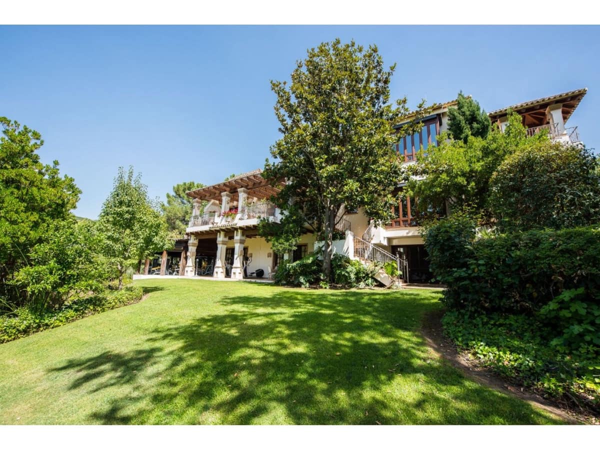 8 makuuhuone Huvila myytävänä paikassa La Zagaleta - 5 850 000 € (Ref: 9472386)