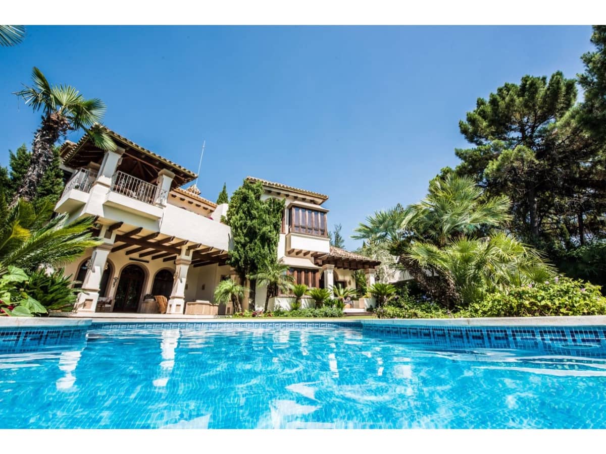 8 makuuhuone Huvila myytävänä paikassa La Zagaleta - 5 850 000 € (Ref: 9472386)