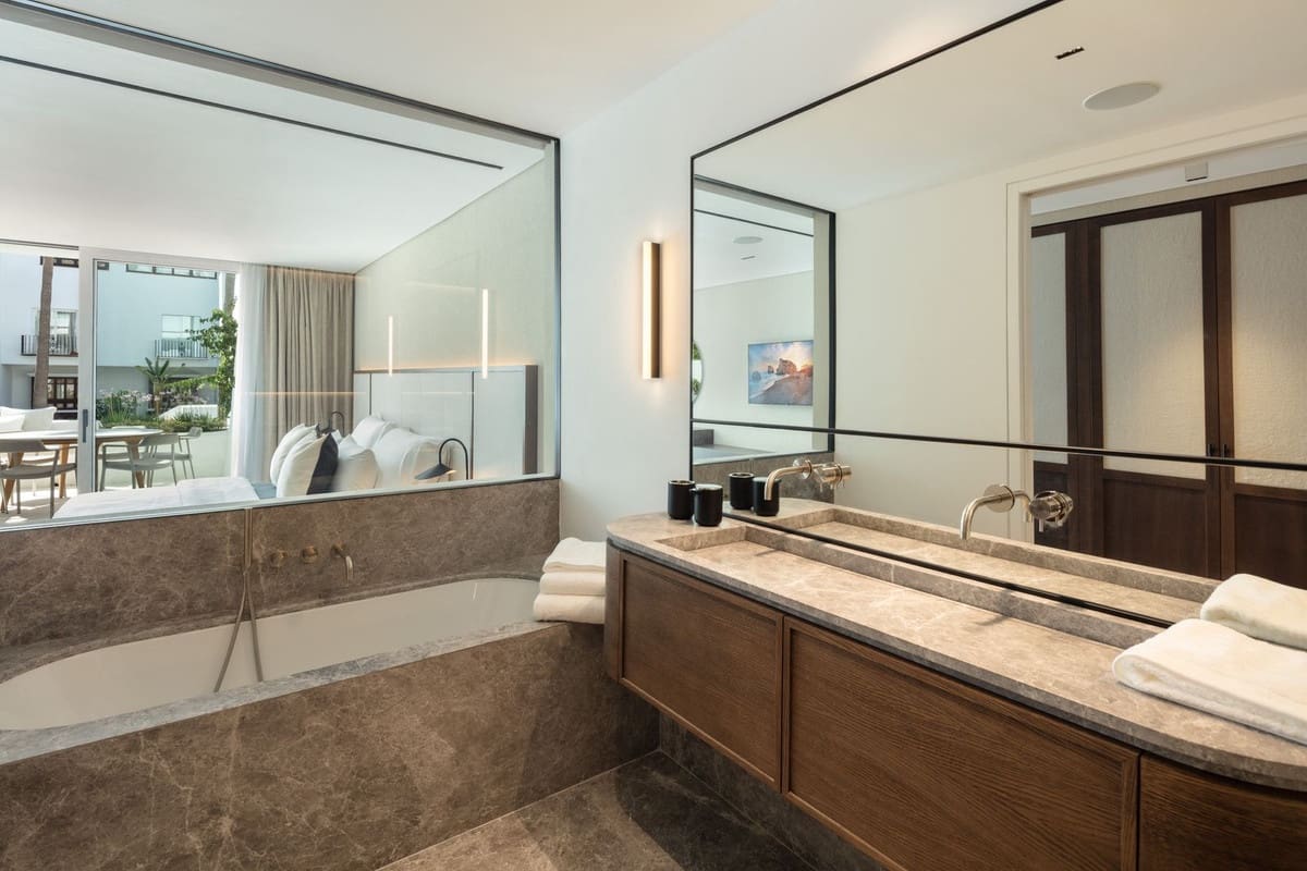 3 bedroom Apartment for sale in Golden Mile - € 4,295,000 (Ref: 9472402)