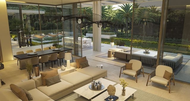 7 bedroom Villa for sale in Nueva Andalucia, Marbella - € 3,900,000 (Ref: 9472404)