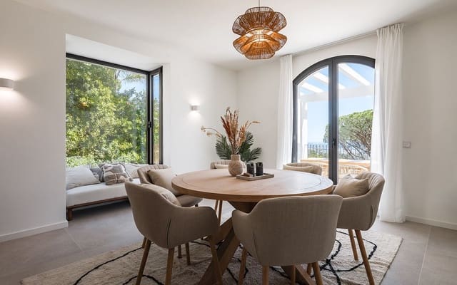 5 soveværelse Villa til salg i El Madroñal, Benahavís - € 3.985.000 (Ref: 9472406)