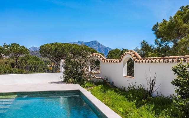 5 soveværelse Villa til salg i El Madroñal, Benahavís - € 3.985.000 (Ref: 9472406)