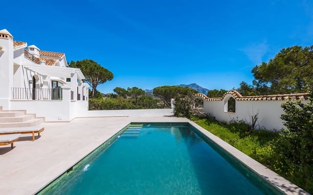 5 bedroom Villa for sale in El Madroñal, Benahavís - € 3,985,000 (Ref: 9472406)