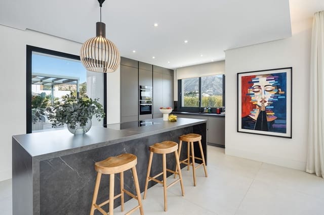 5 camera da letto Villa in vendita in Nueva Andalucia, Marbella - 3.750.000 € (Rif: 9472409)