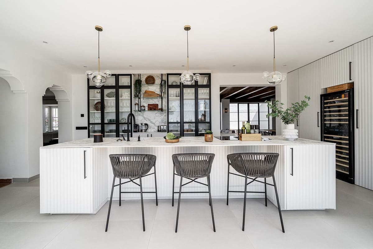 4 bedroom Villa for sale in El Madronal - € 2,250,000 (Ref: 9472424)