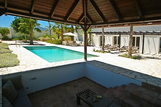 6 quarto Moradia para venda em Benahavís com piscina garagem - 1 894 500 € (Ref: 9472428)