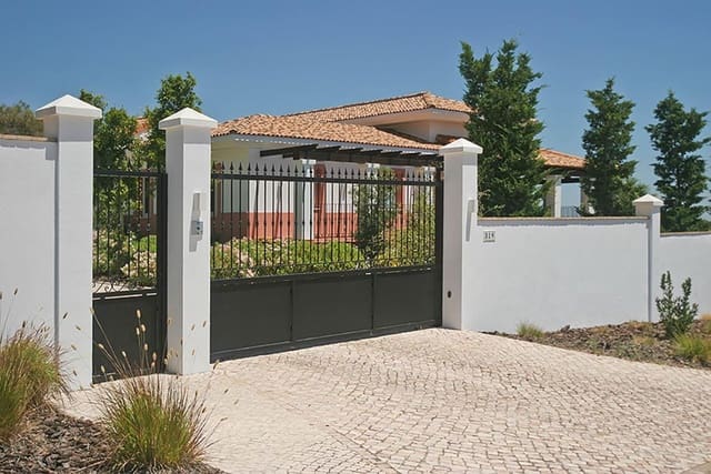 6 quarto Moradia para venda em Benahavís com piscina garagem - 1 894 500 € (Ref: 9472428)