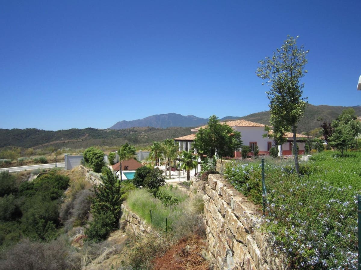 6 makuuhuone Huvila myytävänä paikassa Benahavis mukana uima-altaan 
autotalli - 1 894 500 € (Ref: 9472428)