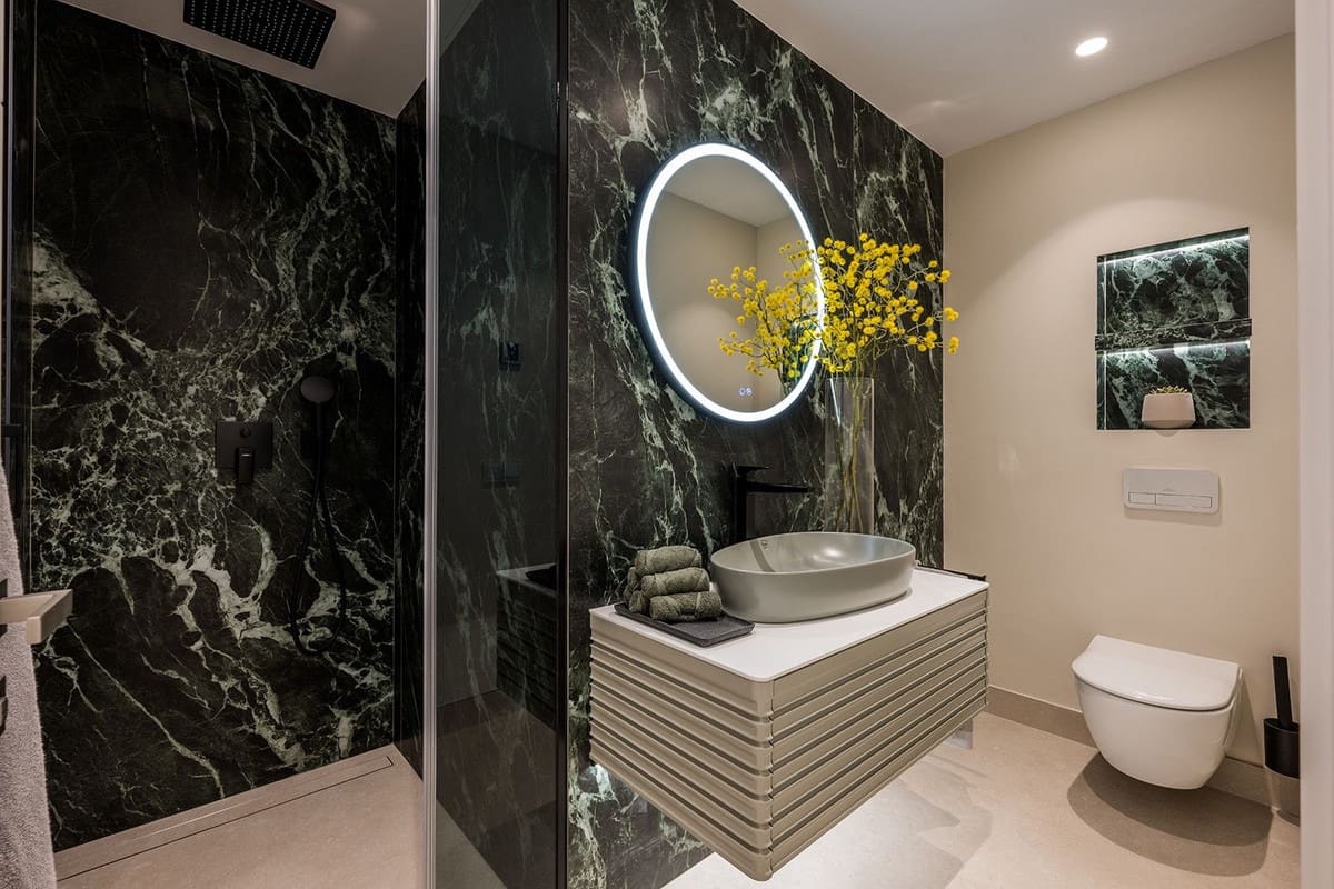 3 bedroom Apartment for sale in New Golden Mile - € 1,825,000 (Ref: 9472434)