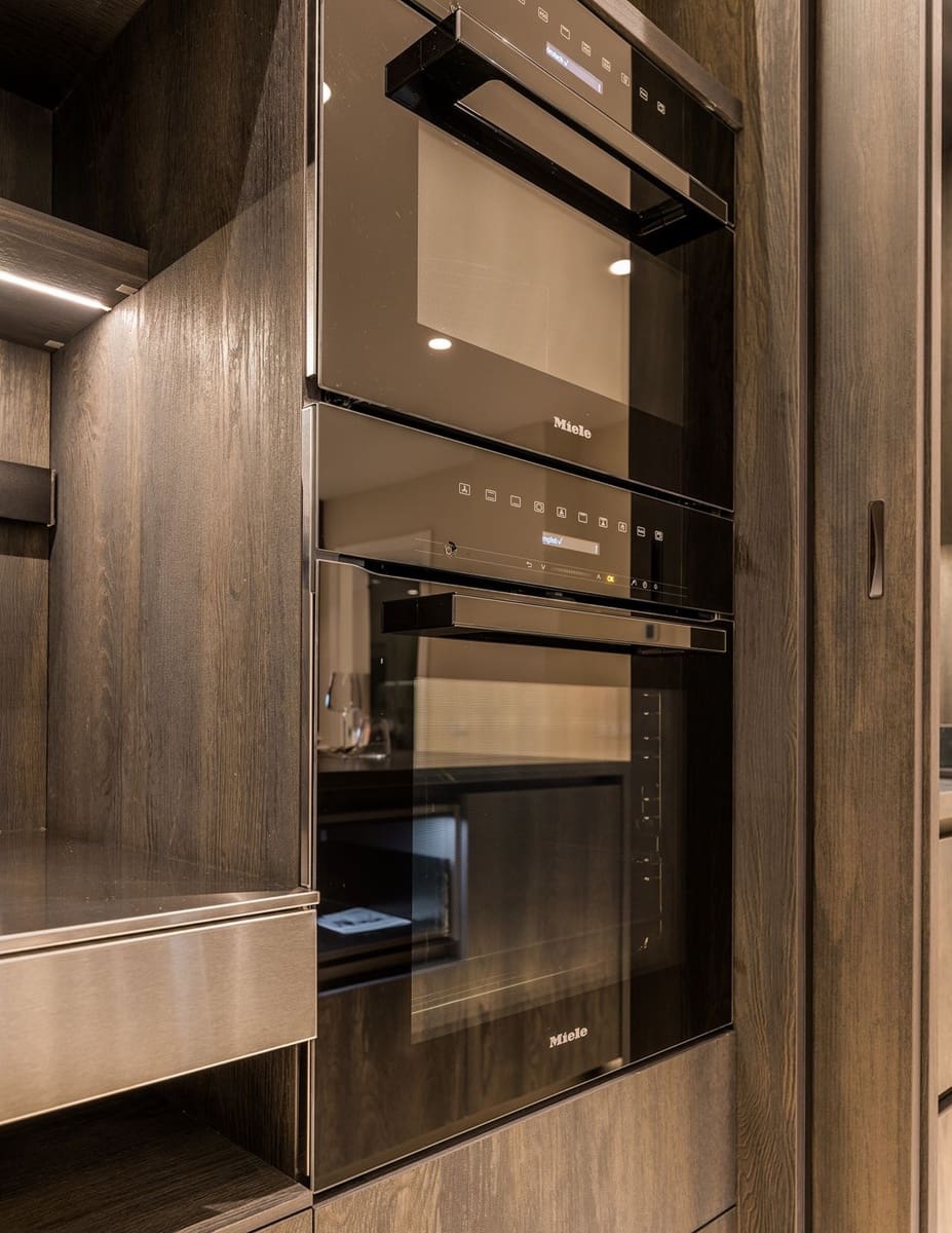 3 bedroom Apartment for sale in New Golden Mile - € 1,825,000 (Ref: 9472434)