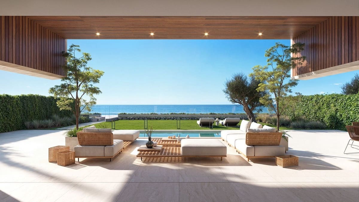 3 bedroom Apartment for sale in La Duquesa / Puerto de la Duquesa - € 1,274,000 (Ref: 9472456)