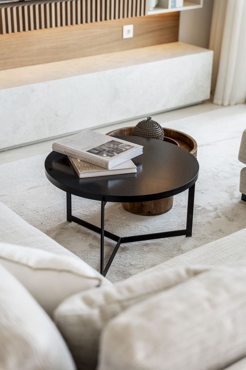 2 bedroom Apartment for sale in Nueva Andalucia - € 1,176,270 (Ref: 9472469)