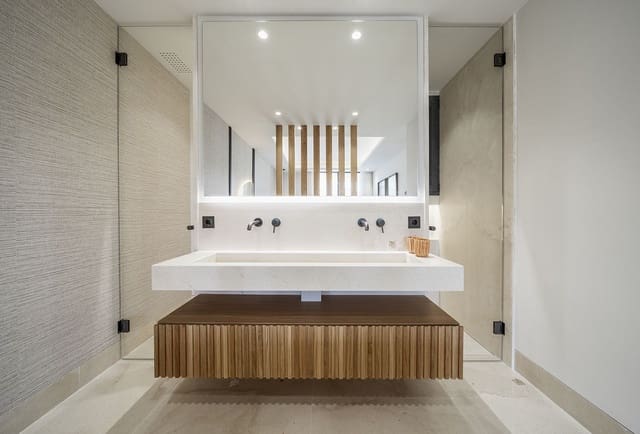 2 soverom Leilighet til salgs i Nueva Andalucia, Marbella - € 1 176 270 (Ref: 9472469)