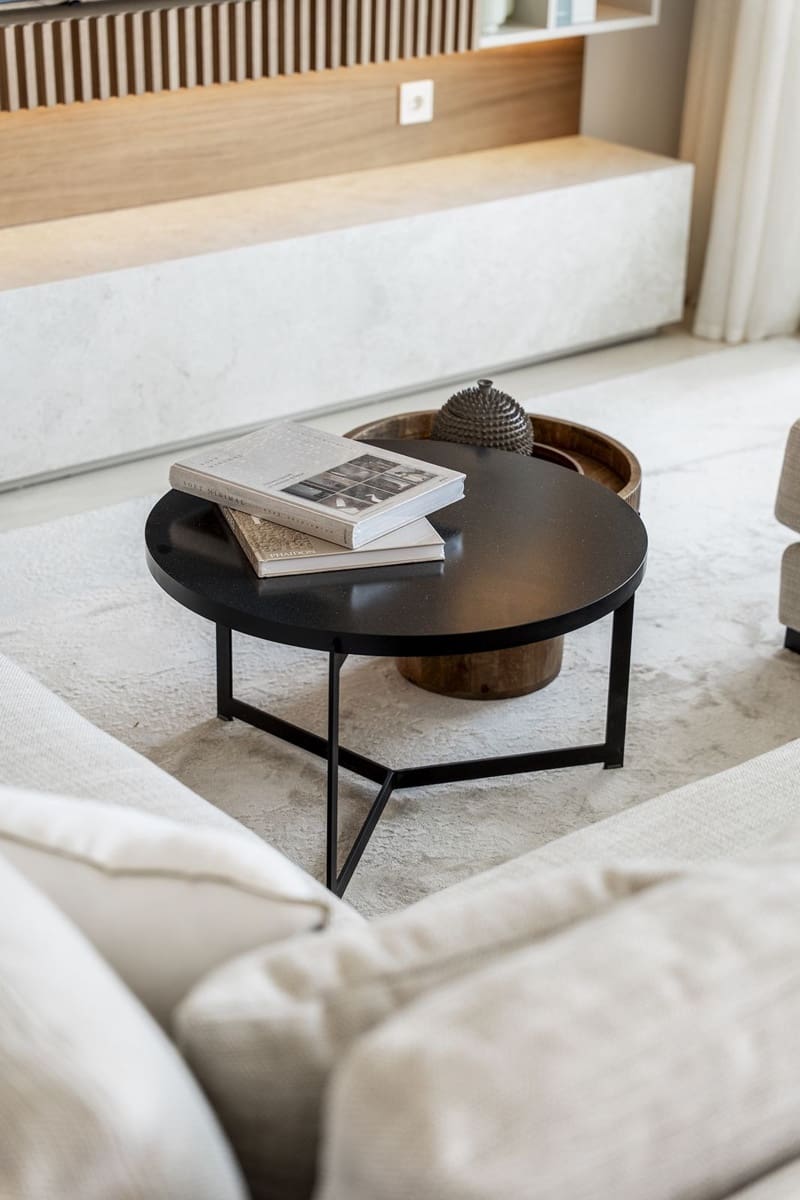 2 bedroom Apartment for sale in Nueva Andalucia - € 1,176,270 (Ref: 9472469)