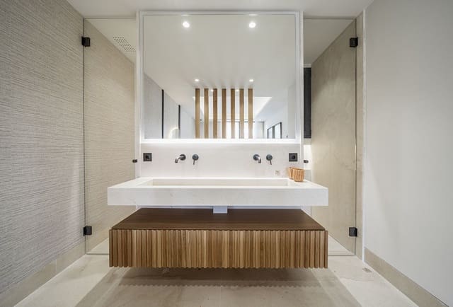 2 Zimmer Apartment zu verkaufen in Nueva Andalucia, Marbella - 1.176.270 € (Ref: 9472469)