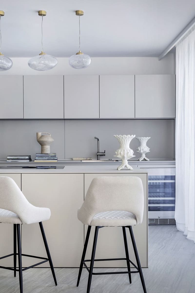 2 bedroom Apartment for sale in Estepona - € 994,000 (Ref: 9472485)