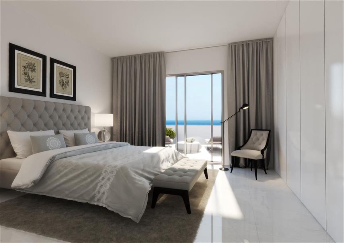 2 chambre Penthouse à vendre à Estepona - 870 442 € (Ref: 9472511)