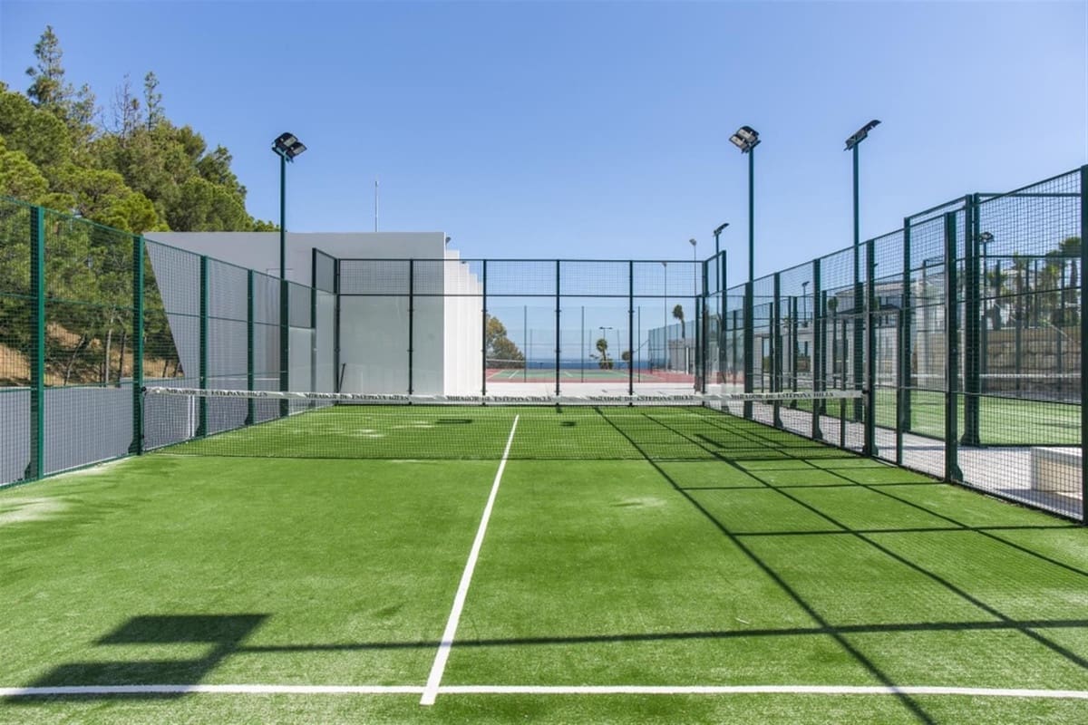 3 bedroom Apartment for sale in New Golden Mile - € 846,000 (Ref: 9472522)