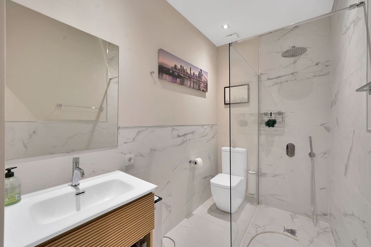 5 bedroom Townhouse for sale in Benahavis with pool garage - € 729,000 (Ref: 9472723)