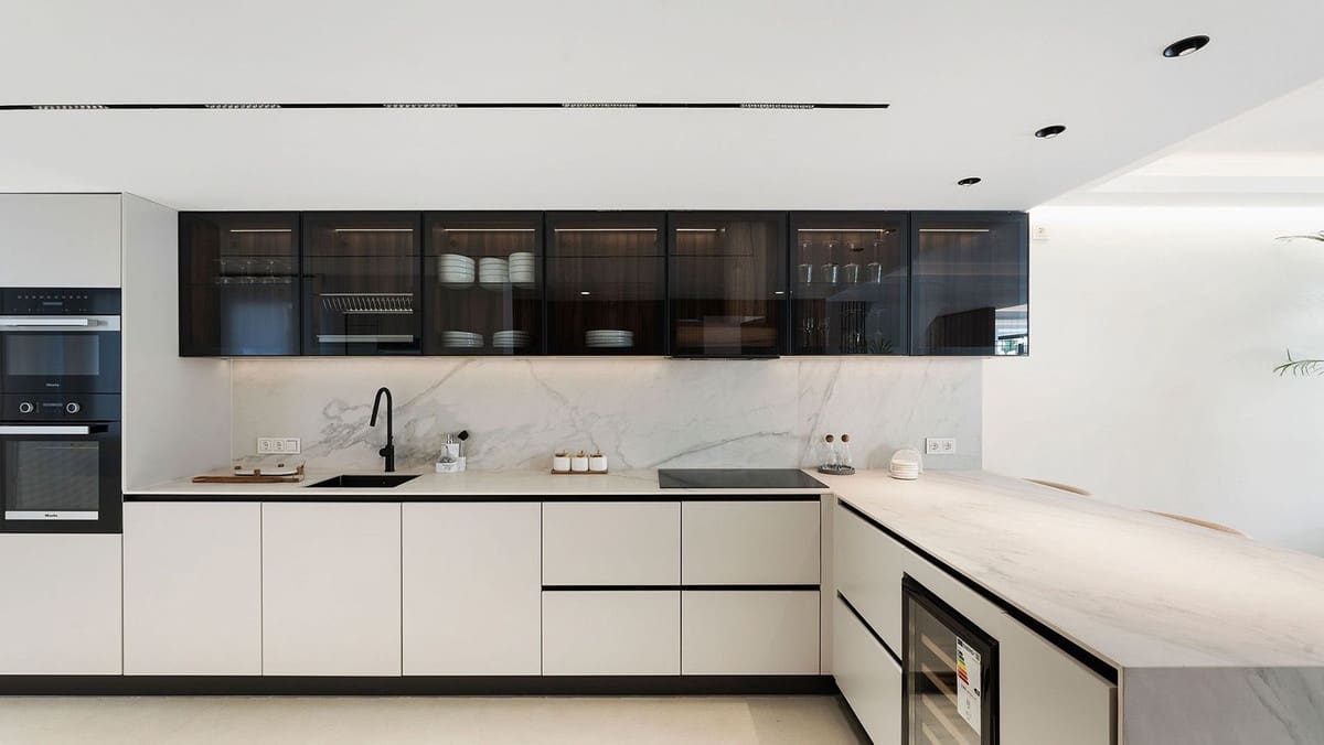 5 makuuhuone Omakotitalo myytävänä paikassa Golden Mile - 2 495 000 € (Ref: 9472747)